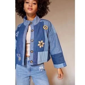 UO Kimchi Blue Denim Patchwork Puffer Jacket Crop Medium